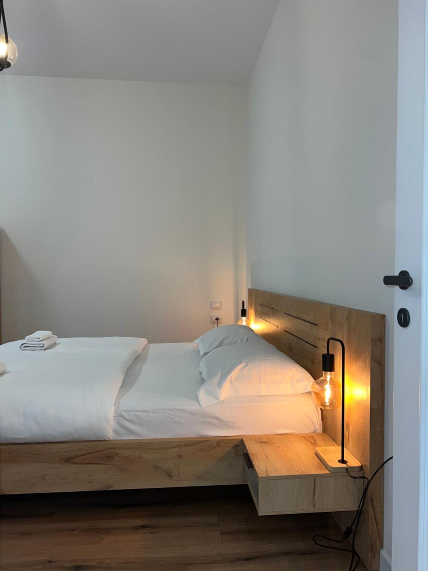 Cane Apartment Emerald Тирана Екстериор снимка